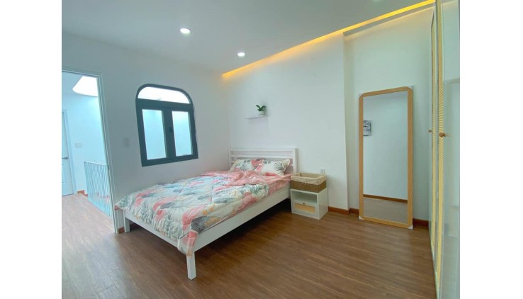 Tặng Nội Thất Cao Cấp, 4 Tầng BTCT, Giá Chỉ 8 Tỷ X